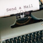 How to Write an Engaging Holiday Email to Readers